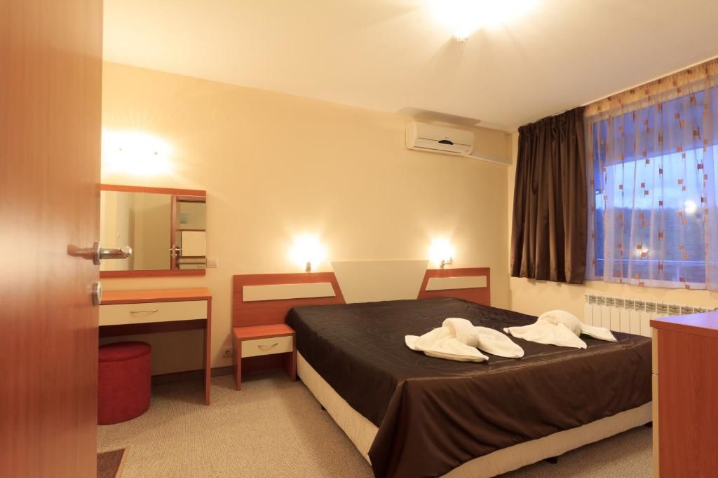 Отель Relax Coop Hotel Вонешта-Вода-65