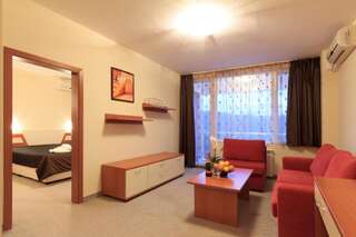 Отель Relax Coop Hotel Вонешта-Вода Люкс с 1 спальней и балконом-14